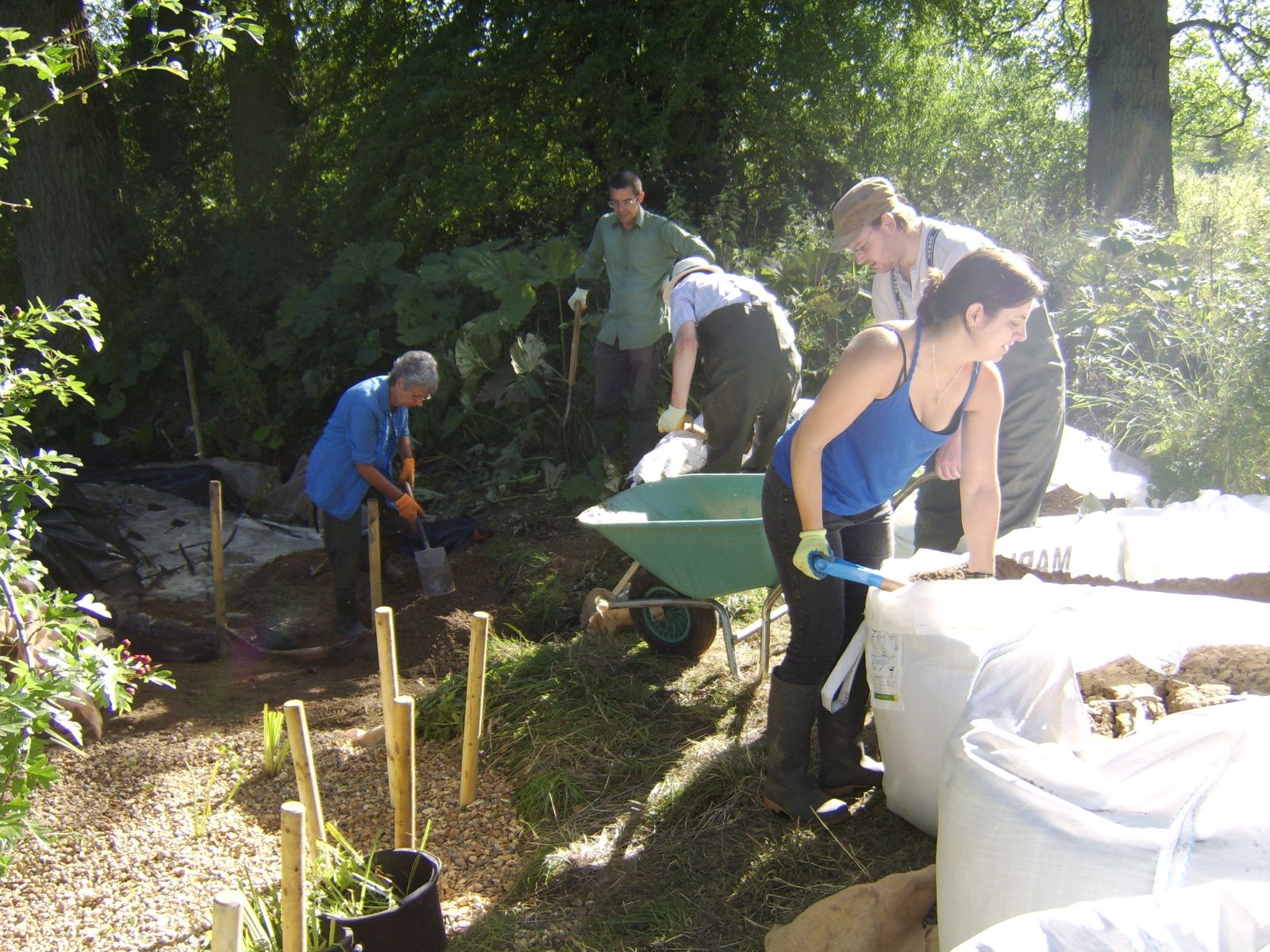 Volunteers working on Poulton Footbridge 